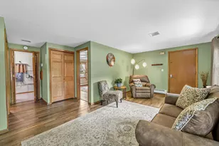 W172N9390 Shady Ln, Menomonee Falls, WI 53051 - Photo 14
