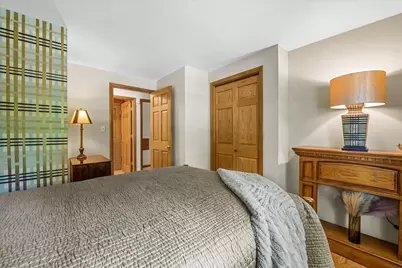 W172N9390  Shady Ln, Menomonee Falls, WI 53051 - Photo 20