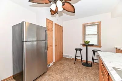 2321 S 82nd St, West Allis, WI 53219 - Photo 14