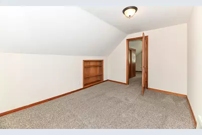2321 S 82nd St, West Allis, WI 53219 - Photo 24