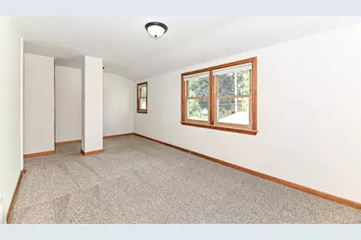 2321 S 82nd St, West Allis, WI 53219 - Photo 22