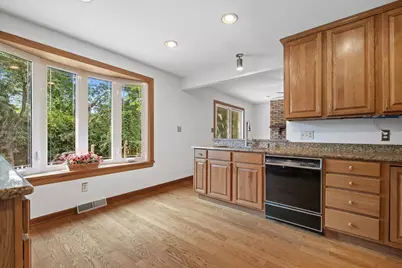 3325  14th Pl, Kenosha, WI 53144 - Photo 6