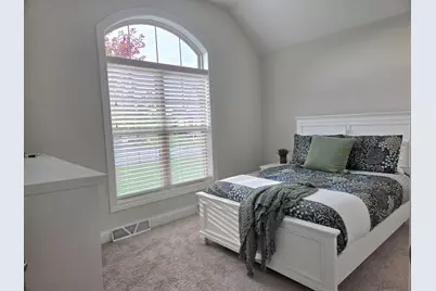 1760  Derby Ln, Oconomowoc, WI 53066 - Photo 14
