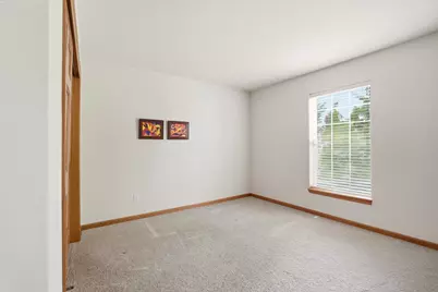 N173W20011  Creekside Dr, Jackson, WI 53037 - Photo 22