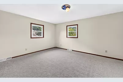 5236  Willowview Rd, Racine, WI 53402 - Photo 26