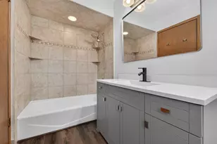 5236 Willowview Rd, Racine, WI 53402 - Photo 20