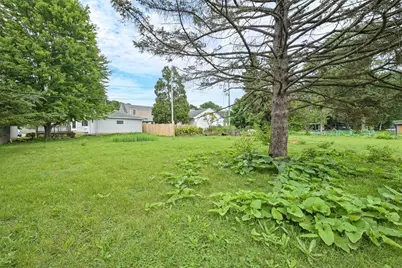 2563 S 99th St, West Allis, WI 53227 - Photo 30