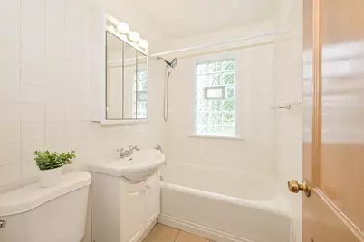 2563 S 99th St, West Allis, WI 53227 - Photo 18