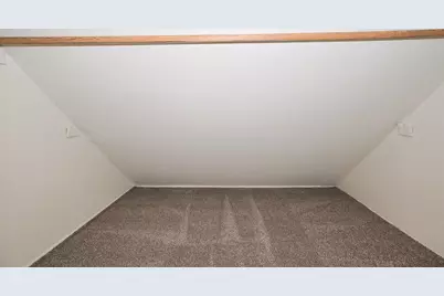 2563 S 99th St, West Allis, WI 53227 - Photo 26