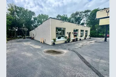 953 E Milwaukee St, Whitewater, WI 53190 - Photo 2