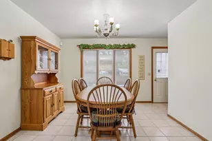 432 Jennifer Ave, Burlington, WI 53105 - Photo 10