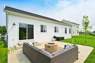 1218 Evergreen Dr, Delavan, WI 53115 - Photo 36