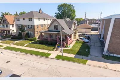 915  Minnesota Ave #919, South Milwaukee, WI 53172 - Photo 2