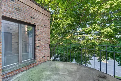 3838 N Oakland Ave #375, Shorewood, WI 53211 - Photo 8