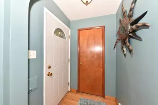 3208 S 30th St, Milwaukee, WI 53215 - Photo 4