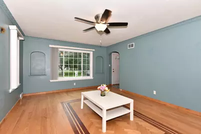 3208 S 30th St, Milwaukee, WI 53215 - Photo 8
