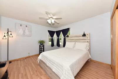 3208 S 30th St, Milwaukee, WI 53215 - Photo 14