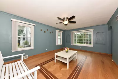 3208 S 30th St, Milwaukee, WI 53215 - Photo 6