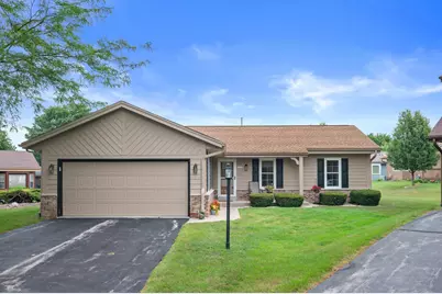 3580 W Cottonwood Ct, Greenfield, WI 53221 - Photo 1
