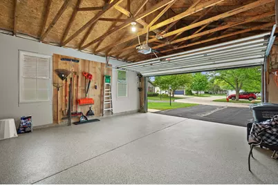 3580 W Cottonwood Ct, Greenfield, WI 53221 - Photo 26