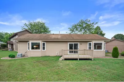 3580 W Cottonwood Ct, Greenfield, WI 53221 - Photo 24