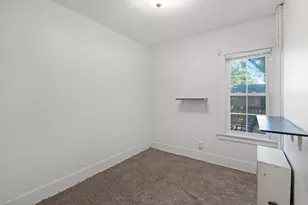 306 W Harrison Ave, Milwaukee, WI 53207 - Photo 12