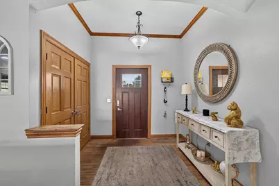 1296  Carla Ln, West Bend, WI 53095 - Photo 6
