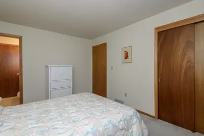 9771 W Darnel Ave, Milwaukee, WI 53224 - Photo 20