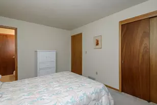 9771 W Darnel Ave, Milwaukee, WI 53224 - Photo 20