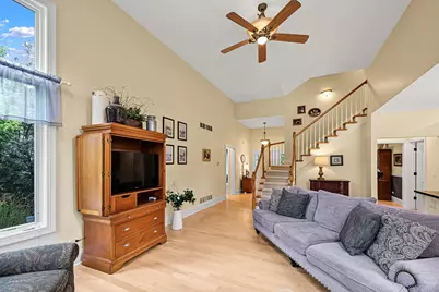 403  Maple Ln, Williams Bay, WI 53191 - Photo 12