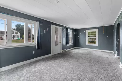 2616  Meadow Ln, Manitowoc, WI 54220 - Photo 2