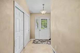32 E Sunset Dr, Milton, WI 53563 - Photo 8
