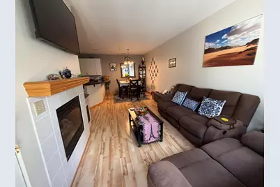 2412  Fox River Pkwy #H, Waukesha, WI 53189 - Photo 4