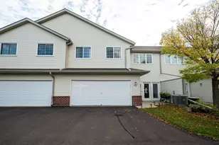 2412 Fox River Pkwy, Waukesha, WI 53189 - Photo 22