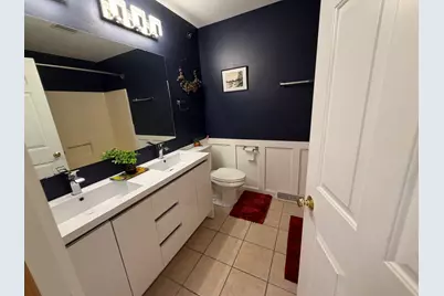 2412  Fox River Pkwy #H, Waukesha, WI 53189 - Photo 14