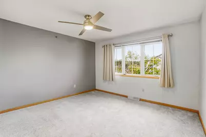 2412  Fox River Pkwy #H, Waukesha, WI 53189 - Photo 10