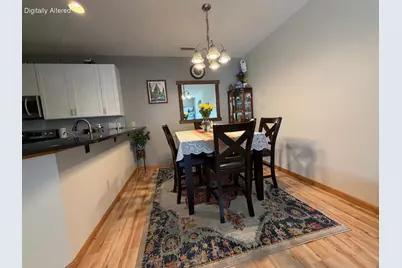 2412  Fox River Pkwy #H, Waukesha, WI 53189 - Photo 8
