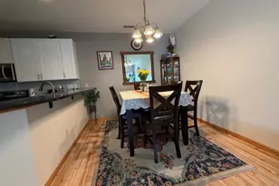2412 Fox River Pkwy, Waukesha, WI 53189 - Photo 8
