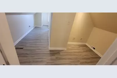 1201 S 75th St, West Allis, WI 53214 - Photo 16