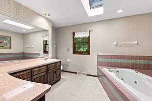 4228 W Tumble Creek Dr, Franklin, WI 53132 - Photo 34