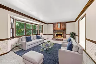 4228 W Tumble Creek Dr, Franklin, WI 53132 - Photo 6