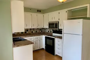 14865 Pershing Dr, Brookfield, WI 53005 - Photo 6