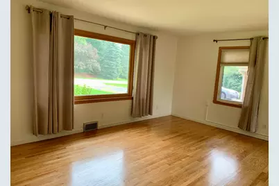 14865  Pershing Dr, Brookfield, WI 53005 - Photo 10