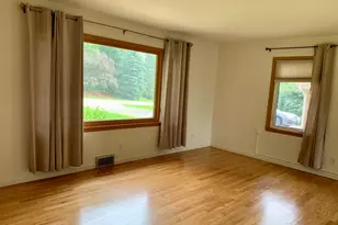 14865 Pershing Dr, Brookfield, WI 53005 - Photo 10