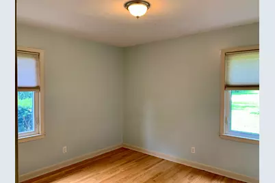 14865  Pershing Dr, Brookfield, WI 53005 - Photo 12
