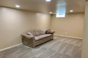 14865 Pershing Dr, Brookfield, WI 53005 - Photo 18