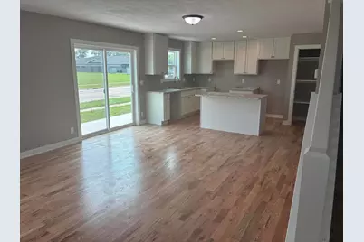 809  Arthur Dr, Milton, WI 53563 - Photo 8
