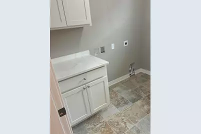 809  Arthur Dr, Milton, WI 53563 - Photo 10