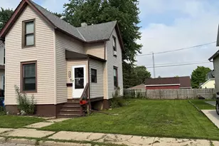 1115 Lewis St, Racine, WI 53404 - Photo 1
