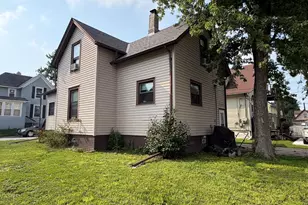 1115 Lewis St, Racine, WI 53404 - Photo 2